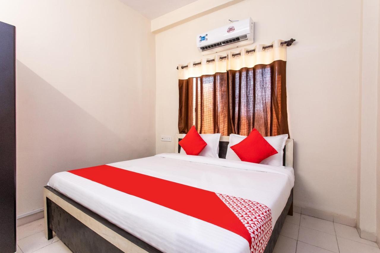 Oyo 18571 Ashoka Resort Indore Exteriör bild