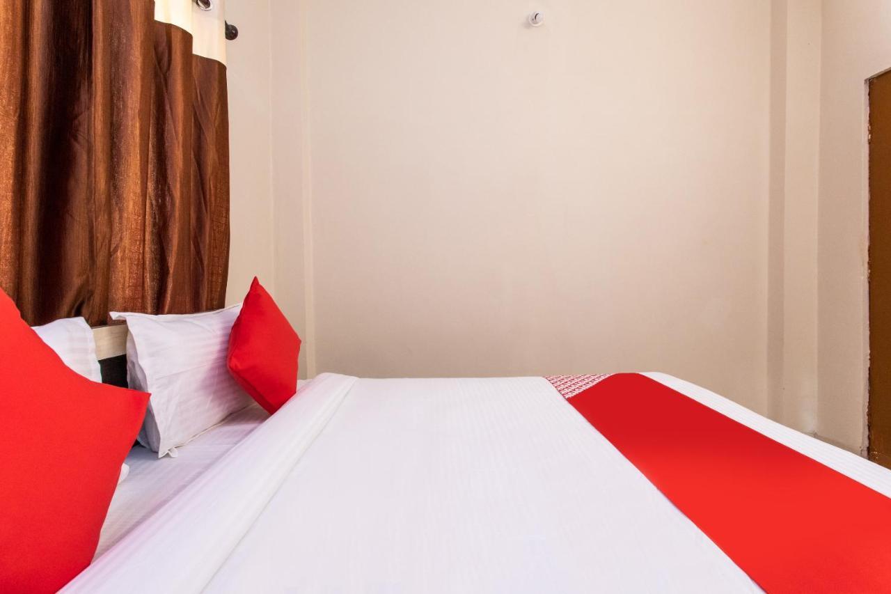 Oyo 18571 Ashoka Resort Indore Exteriör bild
